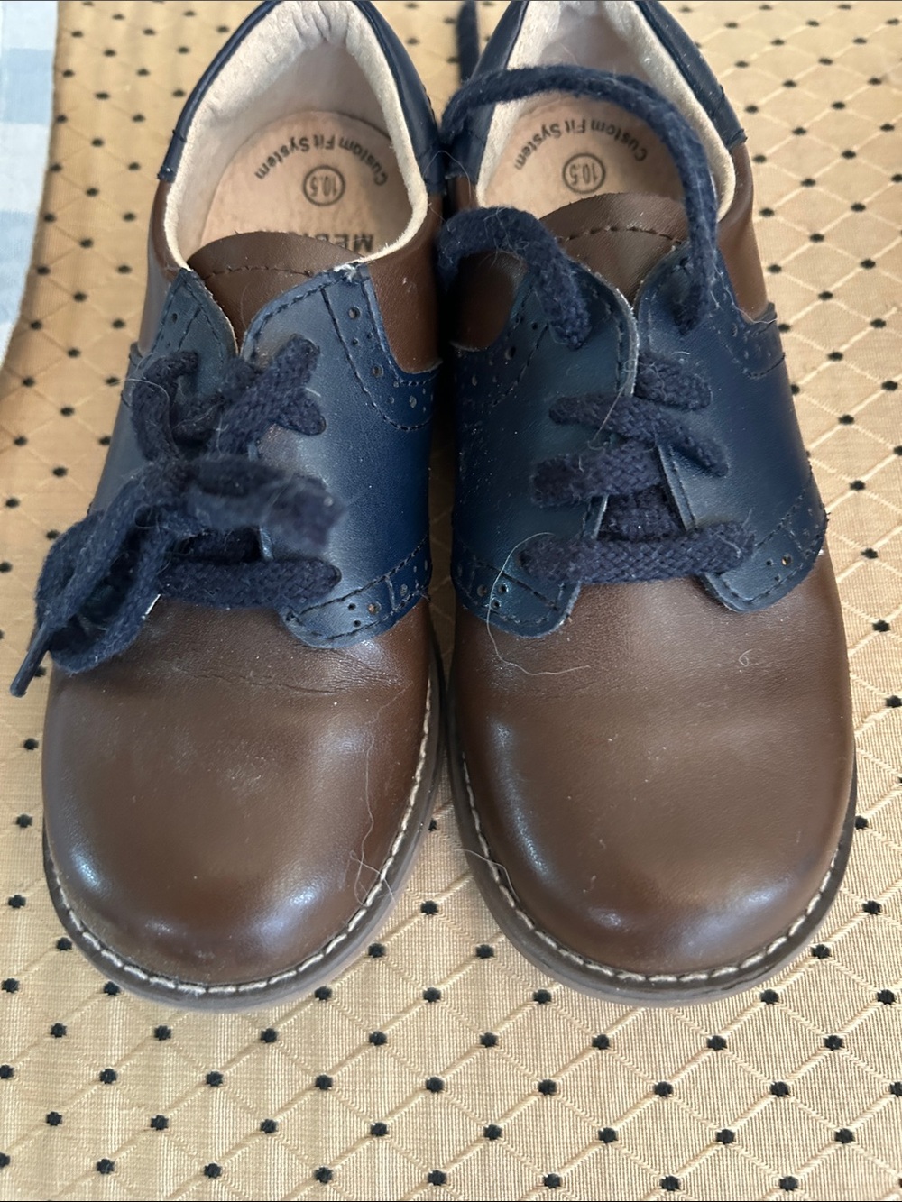 FootMates Brown and Navy Kids Oxford saddle Shoes